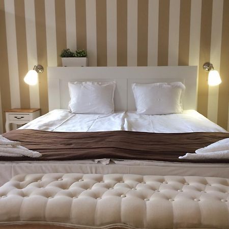 Art Hotel Varna Exterior photo